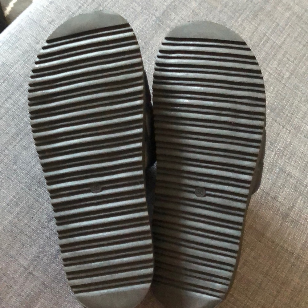 H&M slides - Picture 3 of 4